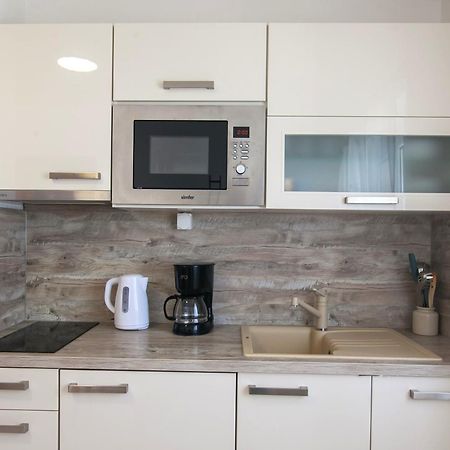 בול Helvetia Sunny Apartments מראה חיצוני תמונה