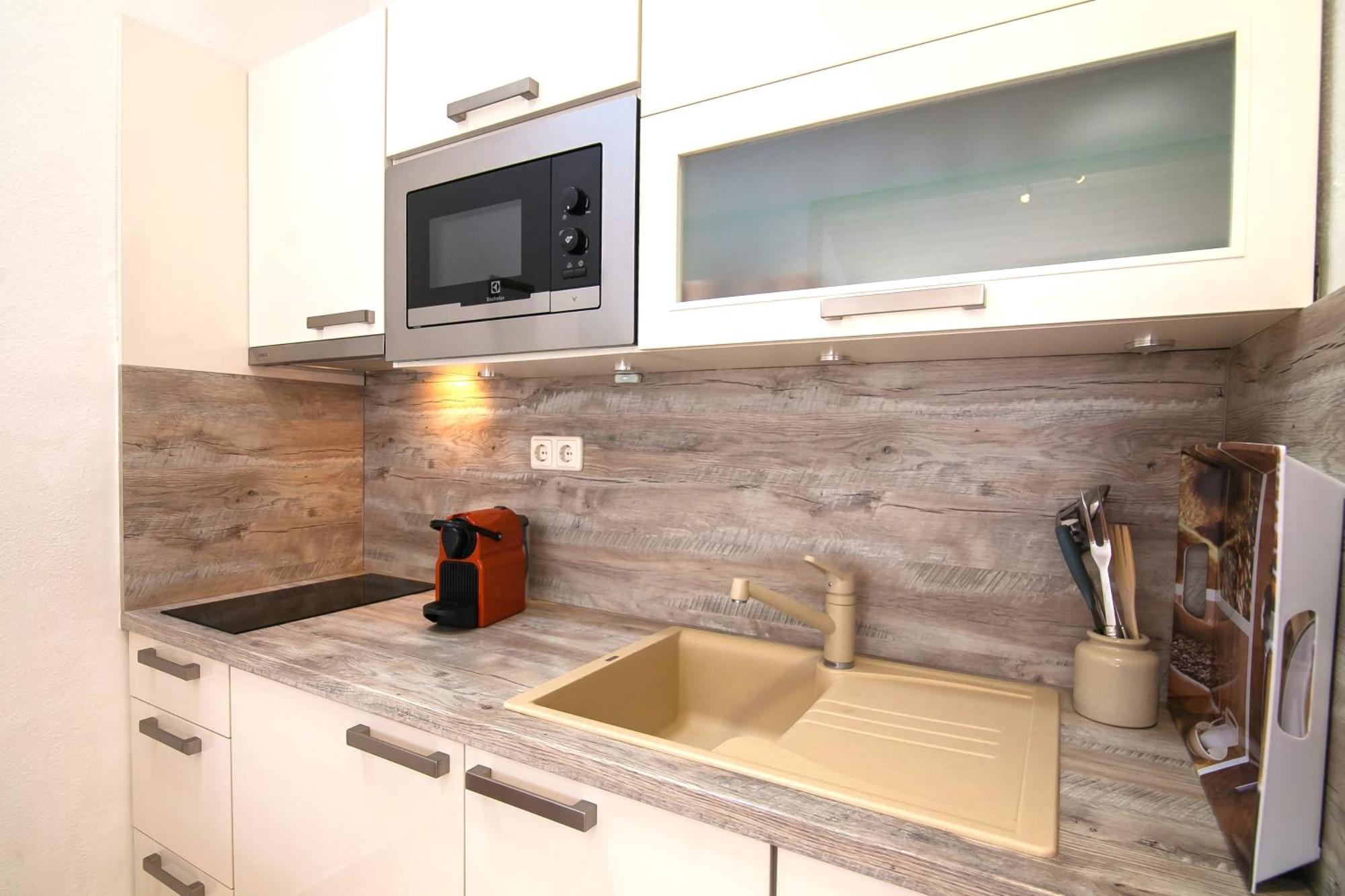 בול Helvetia Sunny Apartments מראה חיצוני תמונה