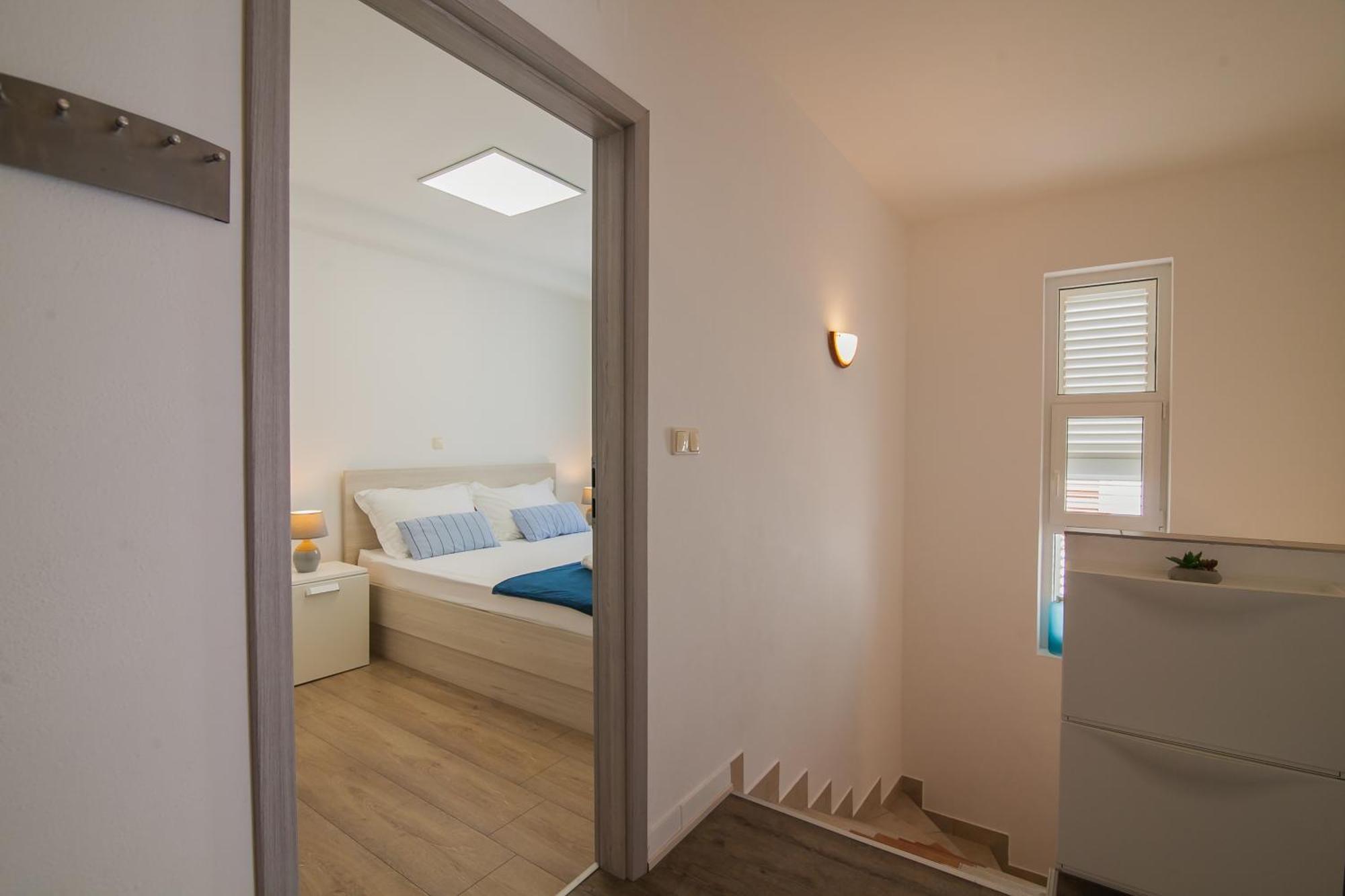 בול Helvetia Sunny Apartments מראה חיצוני תמונה