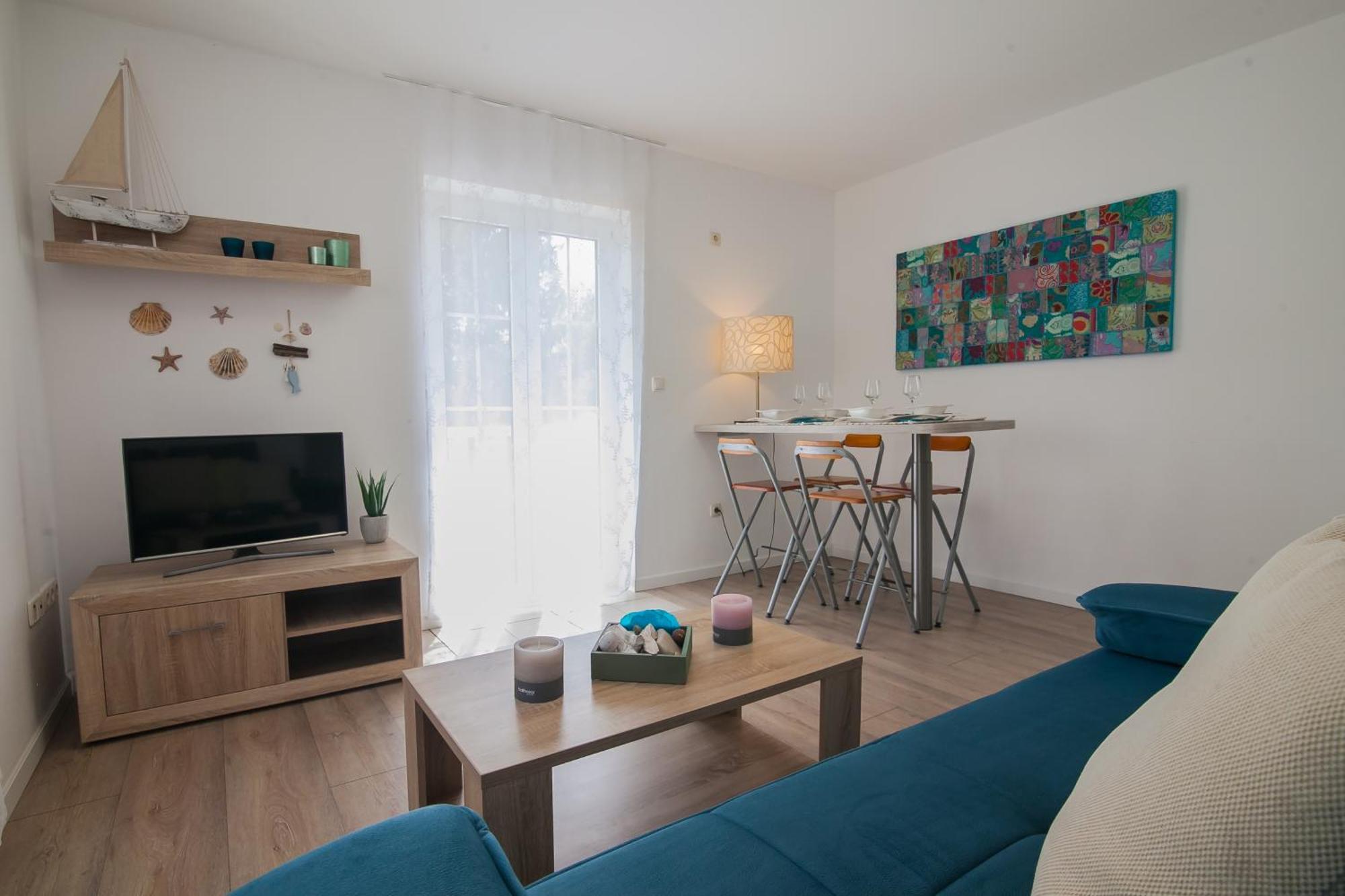 בול Helvetia Sunny Apartments מראה חיצוני תמונה