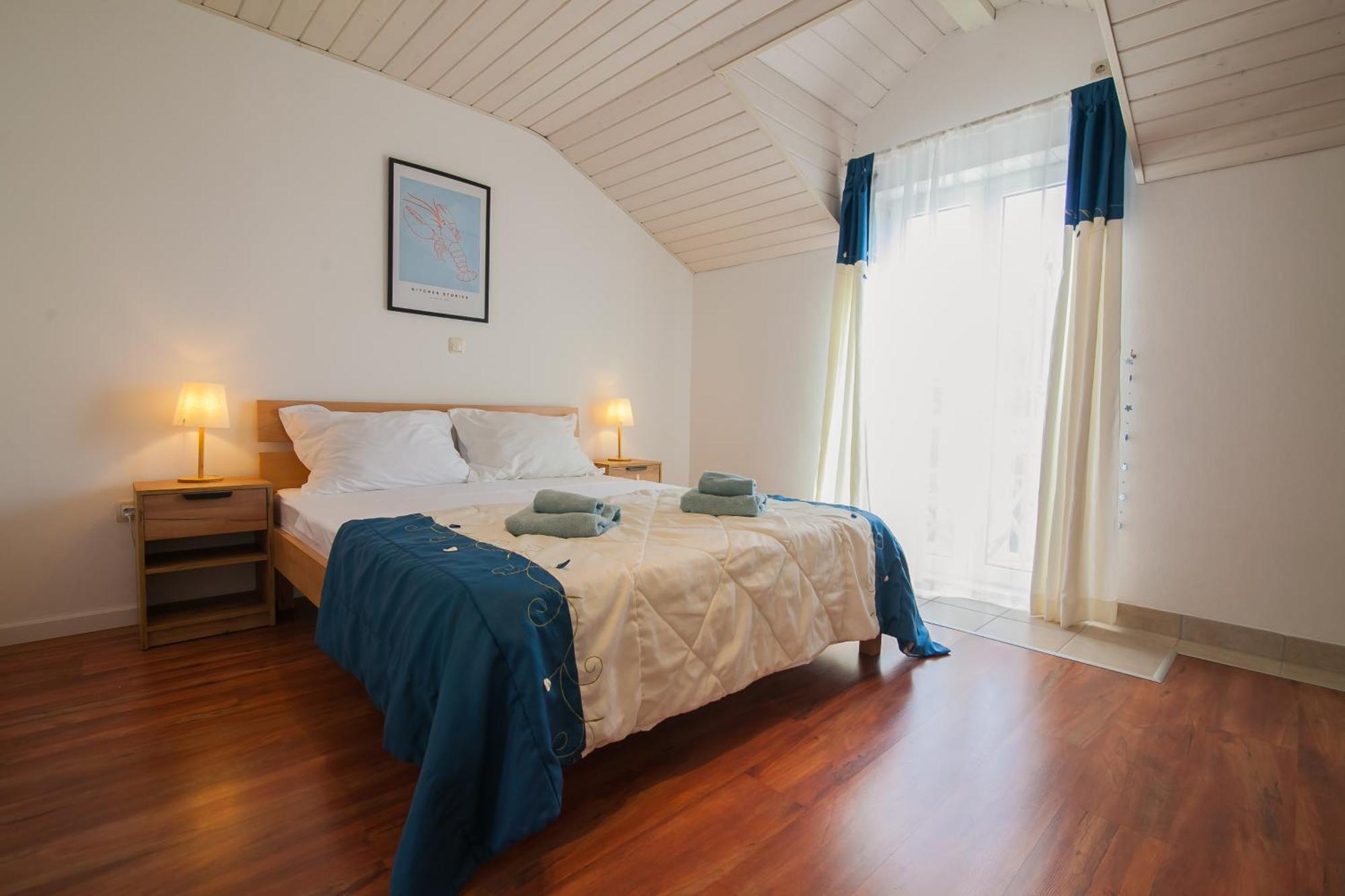 בול Helvetia Sunny Apartments מראה חיצוני תמונה