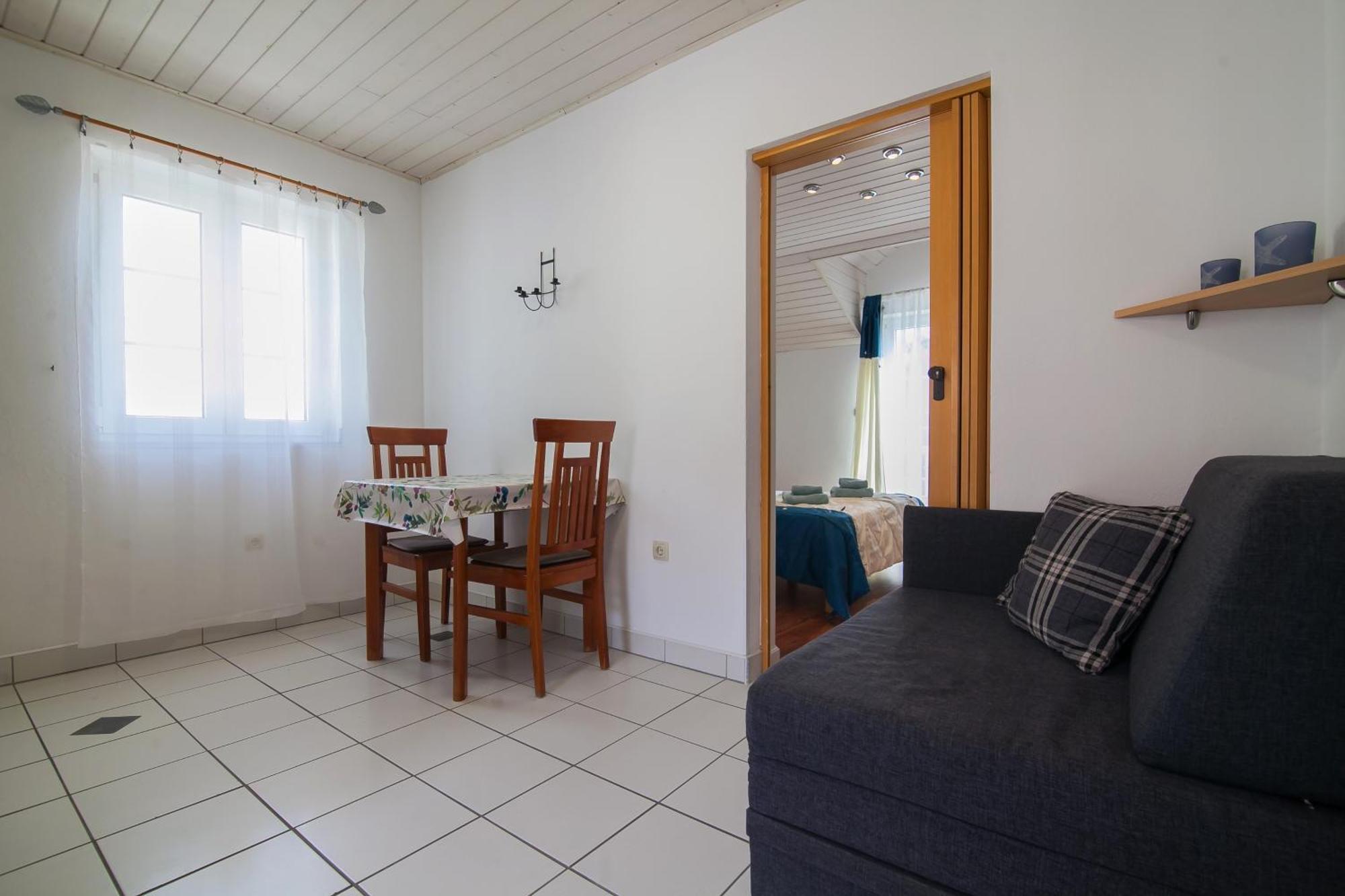 בול Helvetia Sunny Apartments מראה חיצוני תמונה