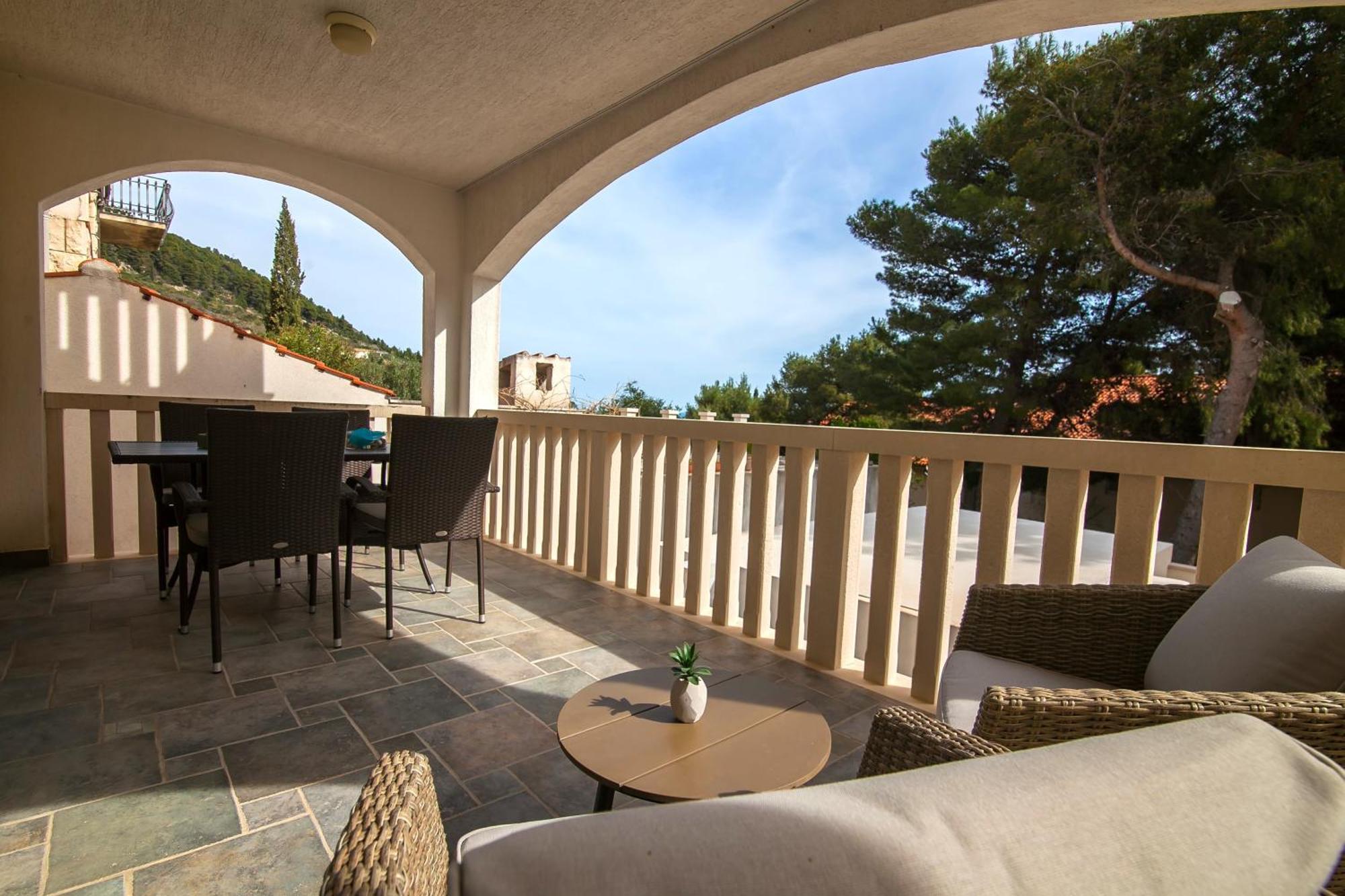 בול Helvetia Sunny Apartments מראה חיצוני תמונה