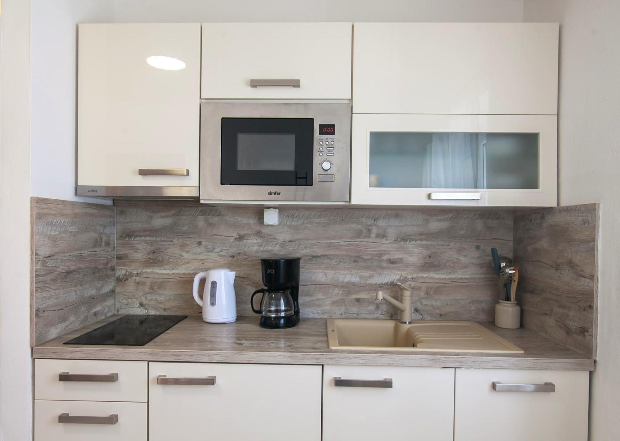 בול Helvetia Sunny Apartments מראה חיצוני תמונה