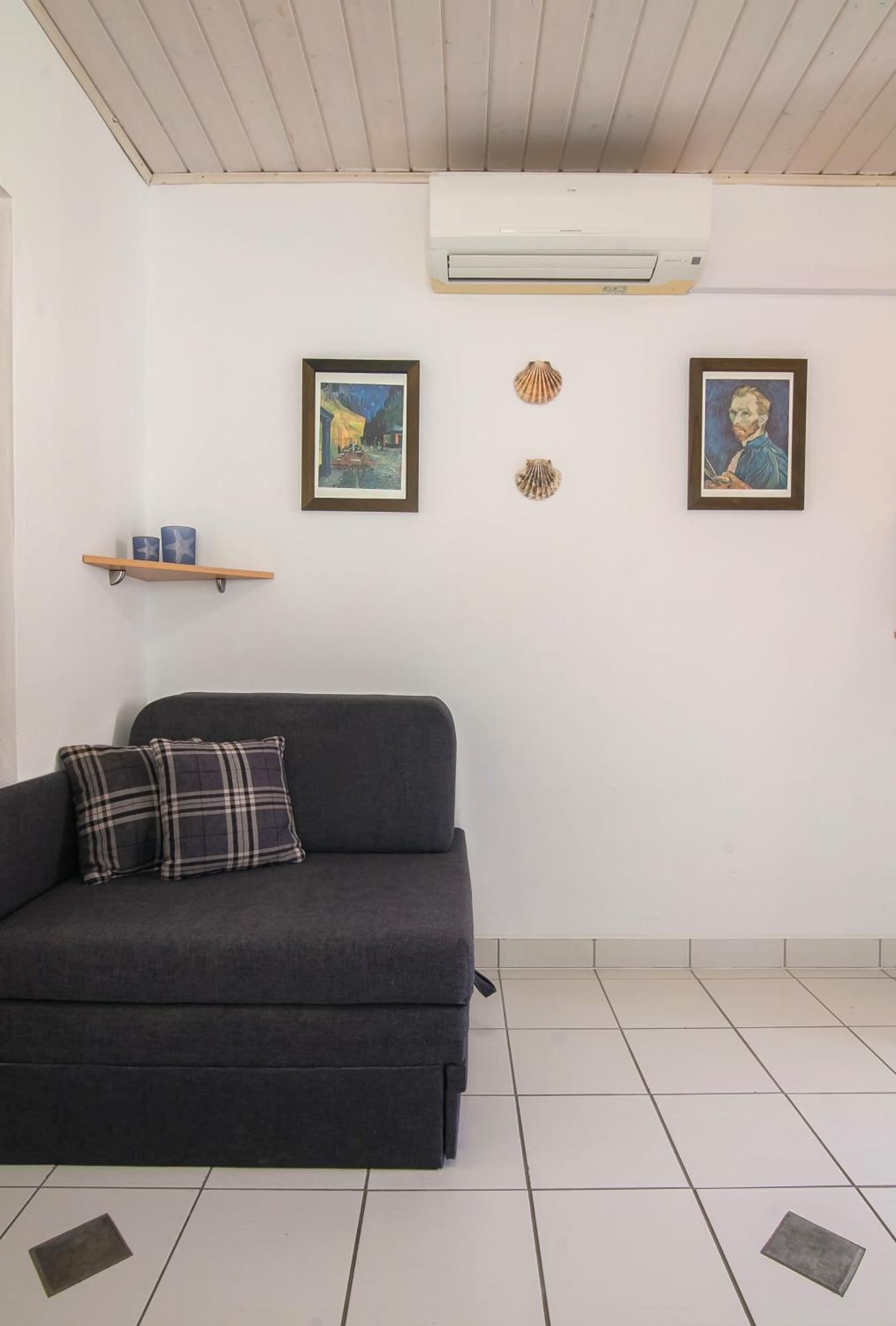 בול Helvetia Sunny Apartments מראה חיצוני תמונה